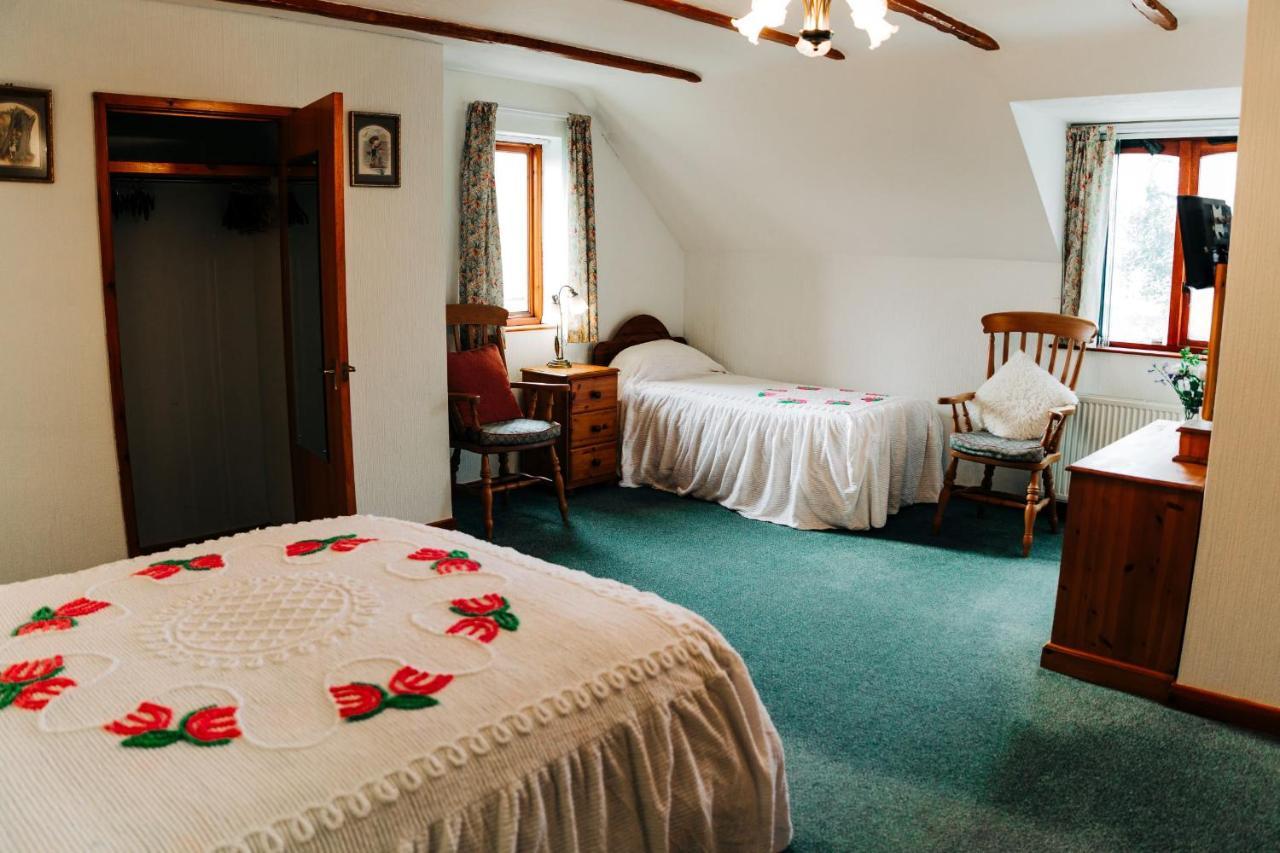 The Farmhouse Lochmeyler Llandeloy Экстерьер фото