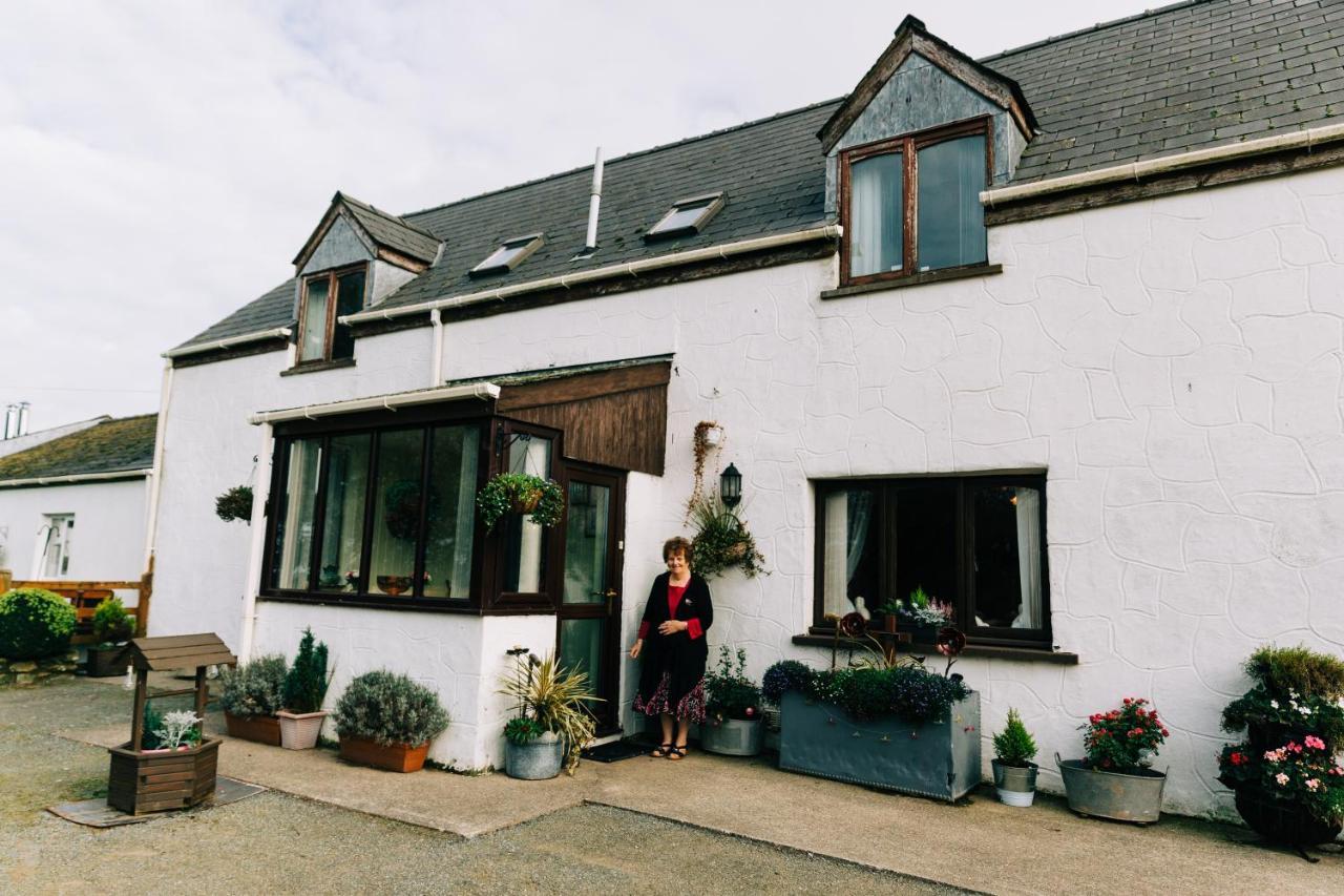 The Farmhouse Lochmeyler Llandeloy Экстерьер фото