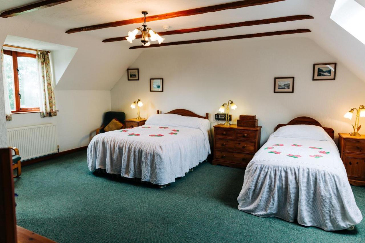 The Farmhouse Lochmeyler Llandeloy Номер фото